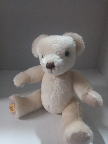 Merrythought jointed pooh - merrythought,